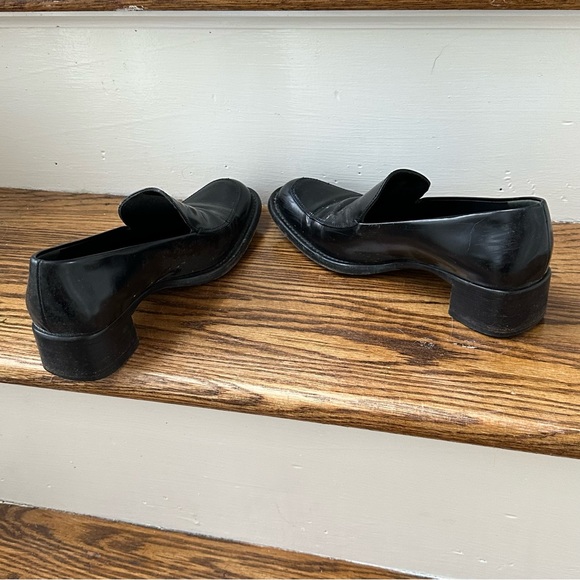 vintage prada loafers - Picture 3 of 7